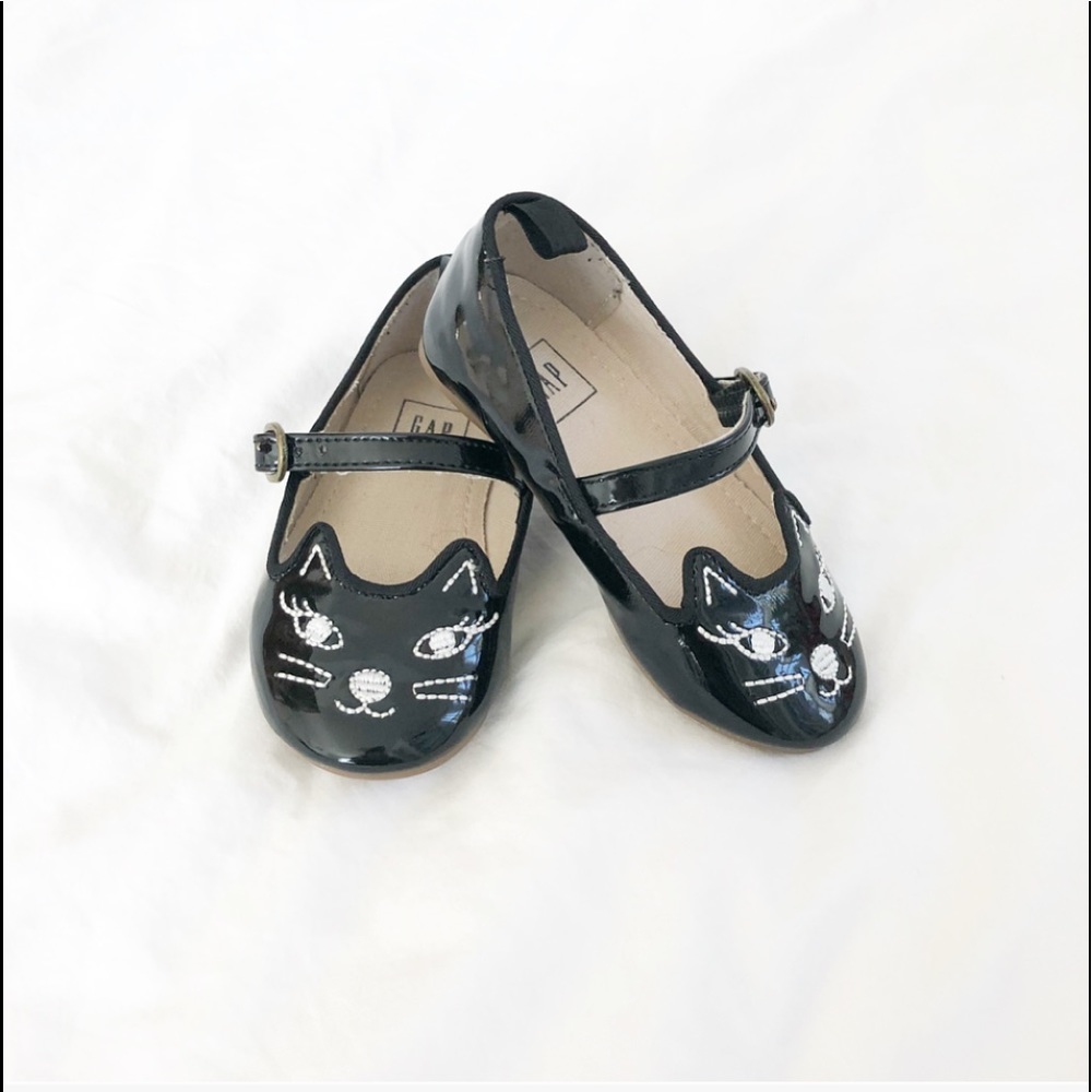 NWOT Gap Kitten Ballet Flats